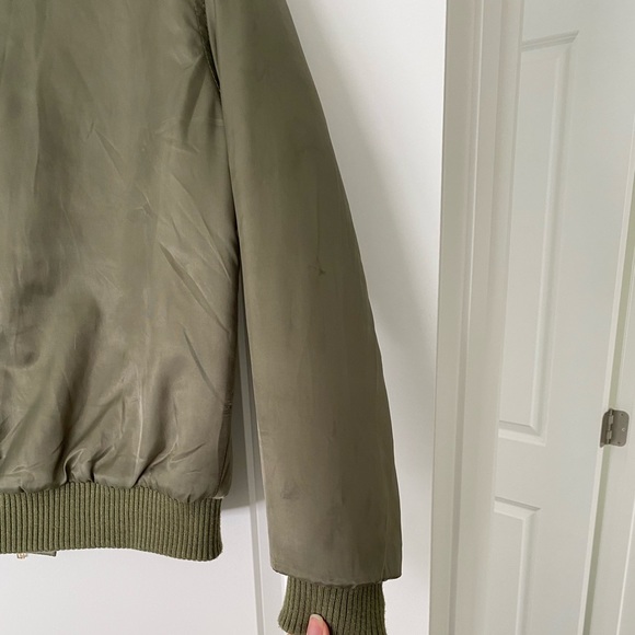 Glamorous Take Games Bomber Jacket Size Small - Picture 4 of 6